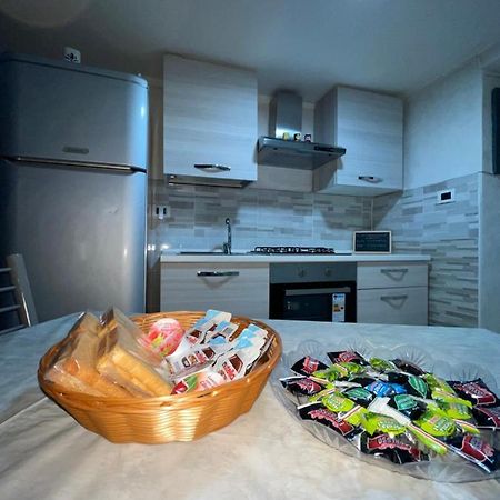 B&B Da Imma E Lucia Naples Extérieur photo